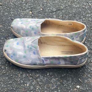 Girls shoes